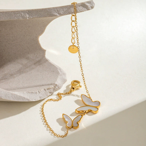 Wholesale Women's Stainless Steel Geometric Butterfly Bracelet With Electroplating