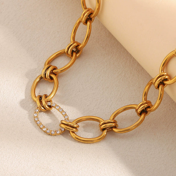 Wholesale Women's Stainless Steel Geometric Casual Style Necklace With 18K Gold Plated Electroplated Ring Chain And Zircon