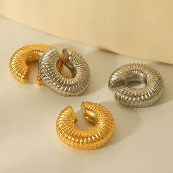Wholesale Women's Stainless Steel Geometric Cshaped Hollow Ear Clip With Vacuum Plating