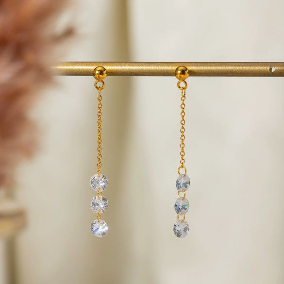 Wholesale Women's Stainless Steel Geometric Earrings With Three White Naked Diamonds And Electroplating