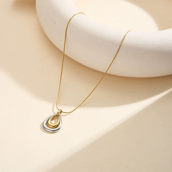 Wholesale Women's Stainless Steel Geometric Electroplated Calendering Chain Necklace With Real Gold Water Droplets