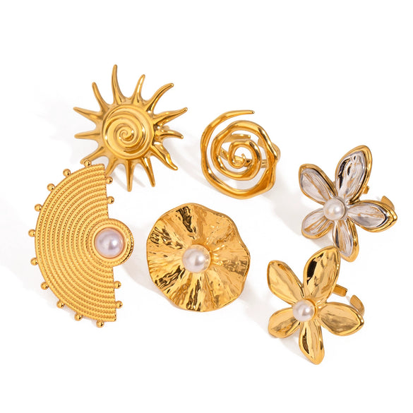 Wholesale Women's Stainless Steel Geometric Exaggerated Flower Ring With Electroplating Treatment