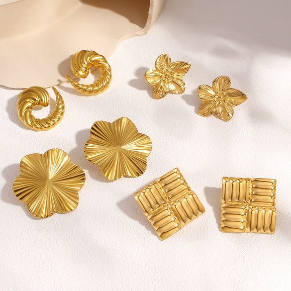 Wholesale Women's Stainless Steel Geometric Exaggerated Metal Earrings With Electroplating
