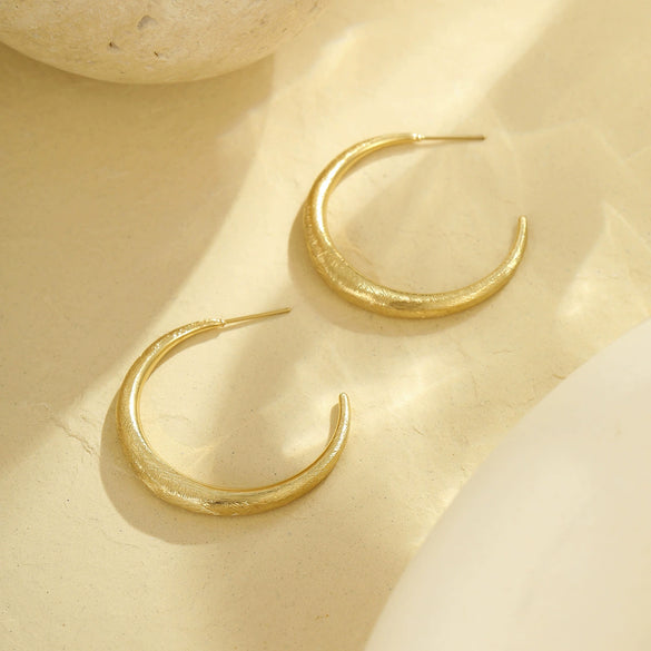 Wholesale Women's Stainless Steel Geometric Fashion Retro Earrings With Electroplating