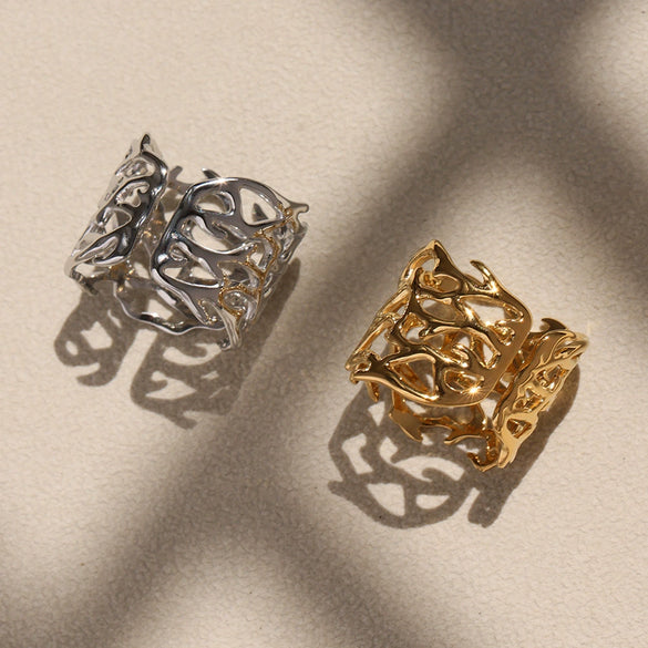 Wholesale Women's 316L Stainless Steel Geometric Fashion Ring With 18K Real Gold Electroplating