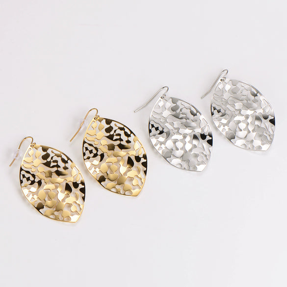 Wholesale Women's Stainless Steel Geometric Flower Hollow Design Earrings