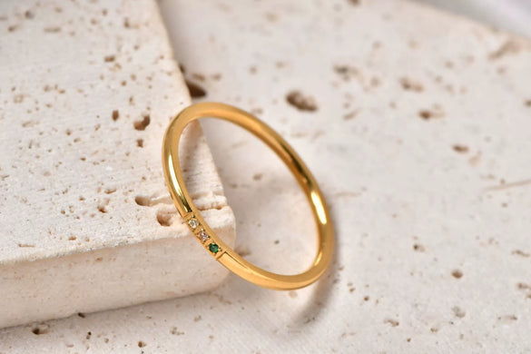 Wholesale Women's Stainless Steel Geometric Fourclaw Zircon Ring 18K Gold Plated Fashion Style