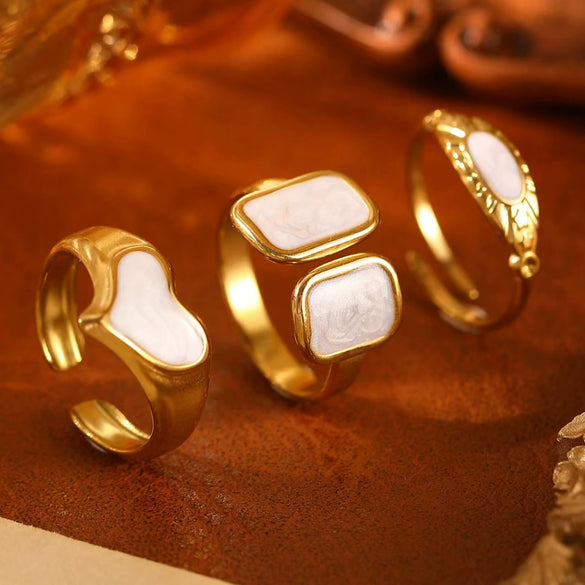 Wholesale Women's Stainless Steel Geometric Goldplated Ring Light Luxury Nonfading