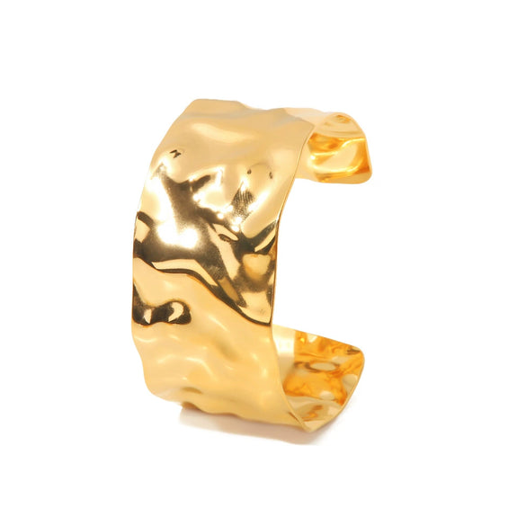 Wholesale Women's Stainless Steel Geometric Hammer Pattern Wide Bracelet With Electroplating