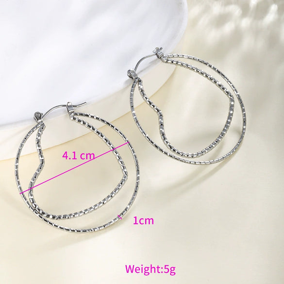 Wholesale Women's Stainless Steel Geometric Heartshaped Hoop Earrings Electroplated