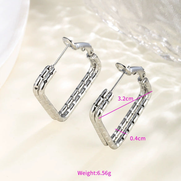 Wholesale Women's Stainless Steel Geometric Heartshaped Hoop Earrings Electroplated