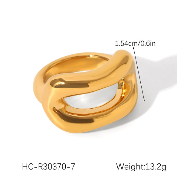 Wholesale Women's Stainless Steel Geometric Hollow Heartshaped Cast And Electroplated Ring