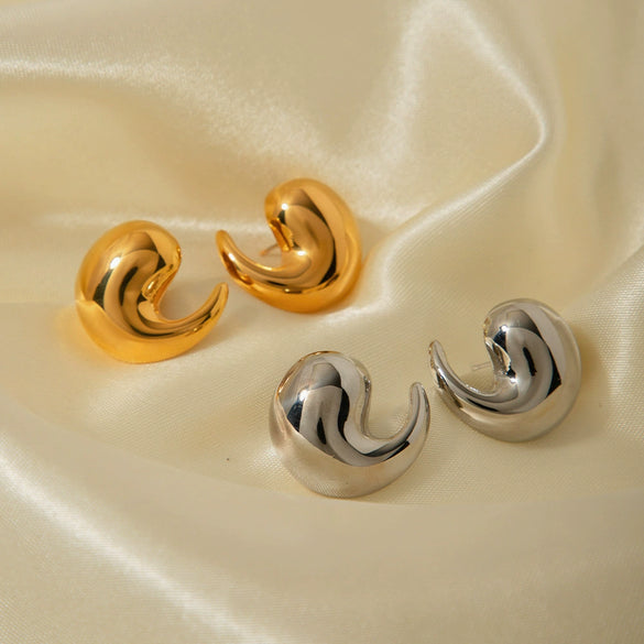 Wholesale Women's Stainless Steel Geometric Hoop Earrings 18K Gold Electroplated
