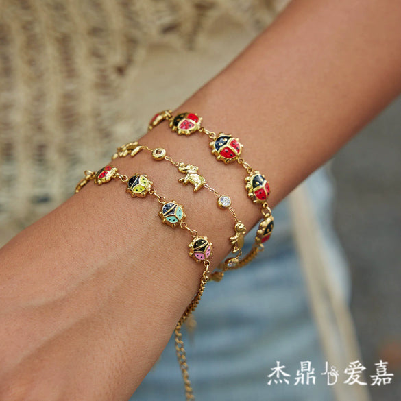 Wholesale Women's Stainless Steel Geometric Insect Bracelet And Clavicle Chain With Electroplating