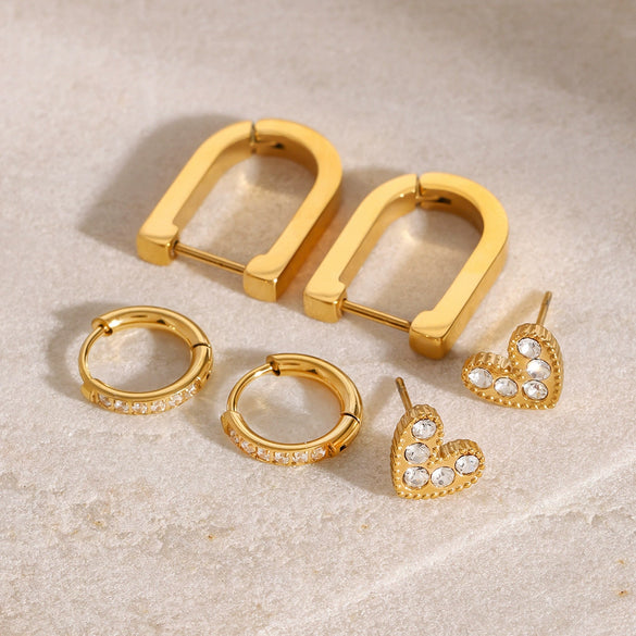 Wholesale Women's Stainless Steel Geometric Love Rhinestone Earrings With Electroplating