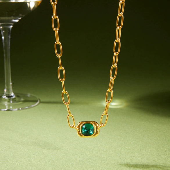 Wholesale Women's Stainless Steel Geometric Necklace With Vacuum Real Gold Plating In Pvd Furnace