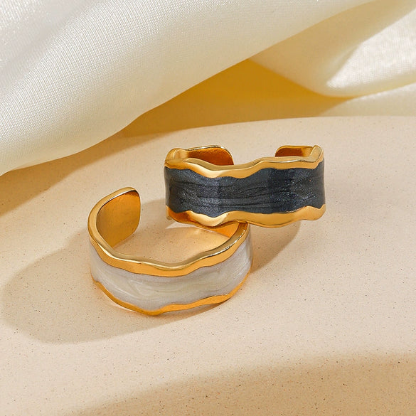 Wholesale Women's Stainless Steel Geometric Open Ring With Oil Dripping Pattern And Goldplated French Retro Style