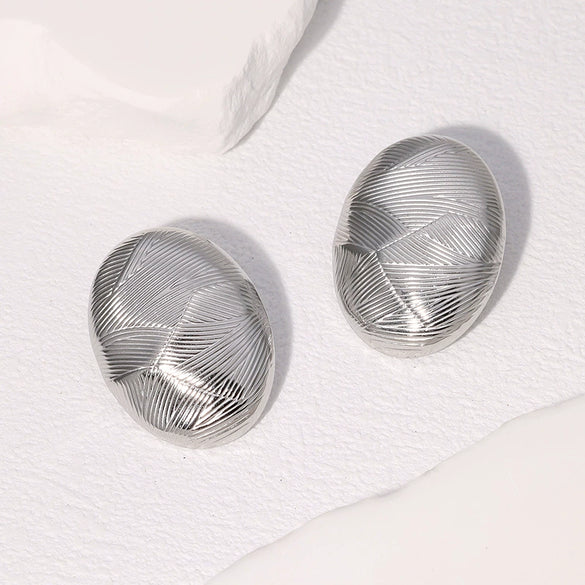 Wholesale Women's Stainless Steel Geometric Oval Exaggerated High End Non Fading Earrings With Electroplating