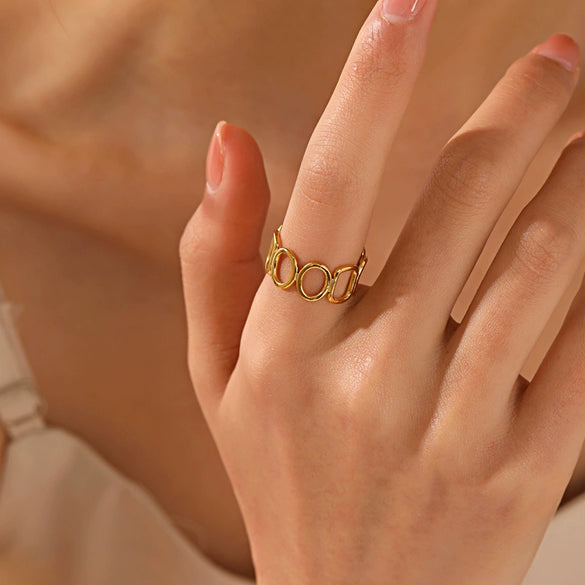 Wholesale Women's Stainless Steel Geometric Oval Ring 18K Gold Plated