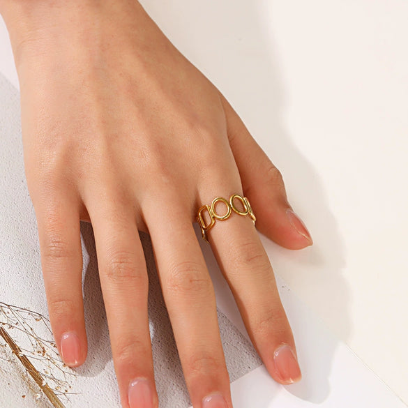 Wholesale Women's Stainless Steel Geometric Oval Ring 18K Gold Plated