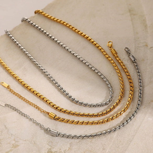 Wholesale Women's Stainless Steel Geometric Pattern Electroplated Chain Bracelet Jewelry