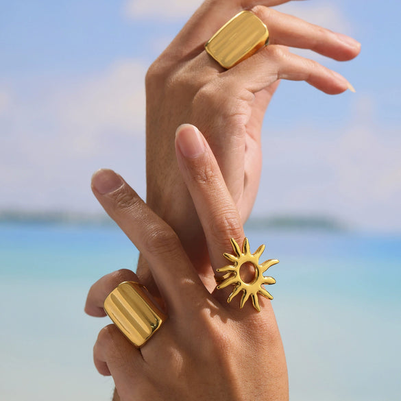 Wholesale Women's Stainless Steel Geometric Patterned Electroplated Ring With Sunflower Opening Style
