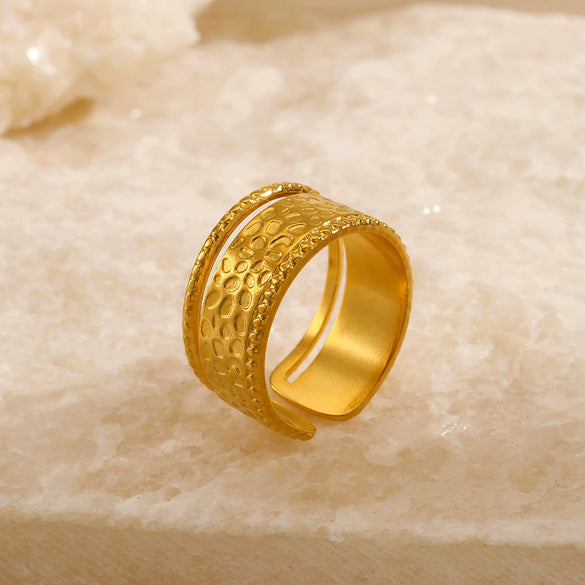 Wholesale Women's Stainless Steel Geometric Ring With Electroplating And Retro Style