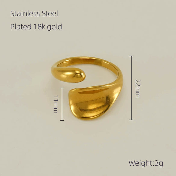 Wholesale Women's Stainless Steel Geometric Ring With Electroplating Treatment