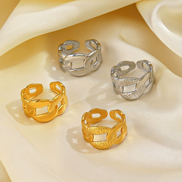 Wholesale Women's Stainless Steel Geometric Ring With 18K Goldplated Electroplating