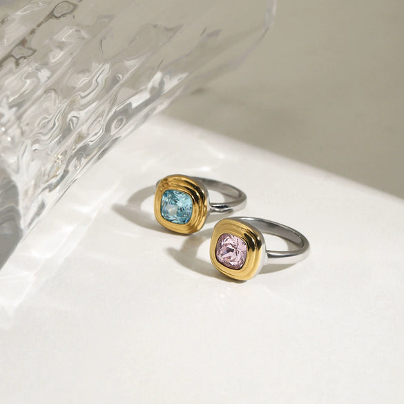 Wholesale Women's Stainless Steel Geometric Ring With Zircon Electroplated In Gold And Silver Color Matching