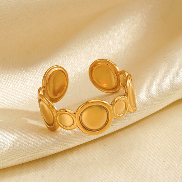 Wholesale Women's Stainless Steel Geometric Round Ring With Vacuum Electroplated Simple Style