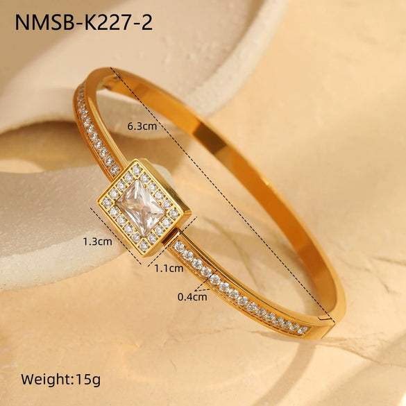 Wholesale Women's Stainless Steel Geometric Square Zircon Emerald Bracelet With Electroplating