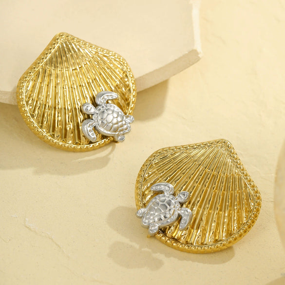Wholesale Women's Stainless Steel Geometric Starfish Fashion Earrings With Electroplating
