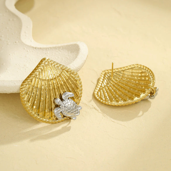 Wholesale Women's Stainless Steel Geometric Starfish Fashion Earrings With Electroplating