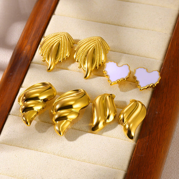 Wholesale Women's Stainless Steel Geometric Style Earrings With Wing Texture And Electroplating