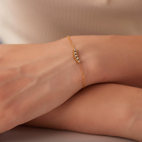 Wholesale Women's Stainless Steel Geometric Zircon Inlaid Bracelet With Gold Chain