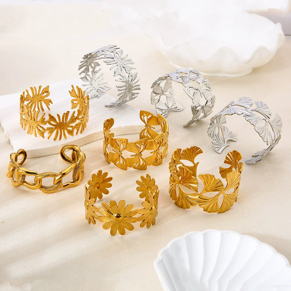 Wholesale Women's Stainless Steel Ginkgo Leaf Open Bracelet Inlaid With Gold