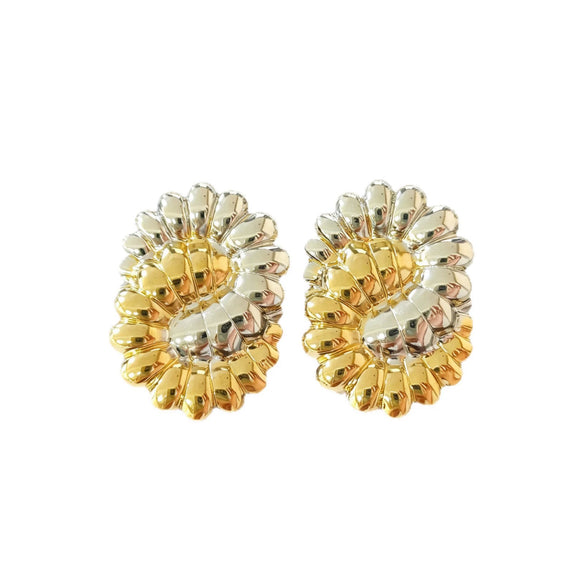 Wholesale Women's Stainless Steel Gold Electroplated Floral Asymmetrical Earrings Jewelry