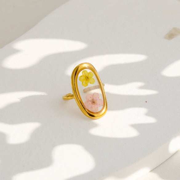 Wholesale Women's Stainless Steel Goldplated Resin Geometric Flower Minimalist Ring
