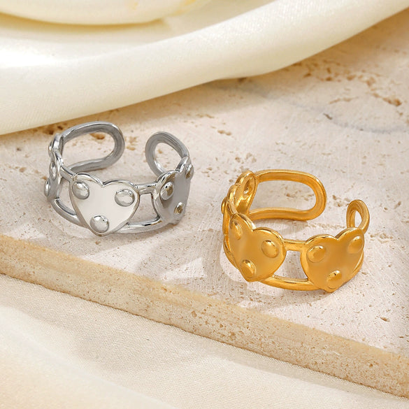 Wholesale Women's Stainless Steel Heart Shaped Hip Hop Hydraulic Electroplated Love Ring