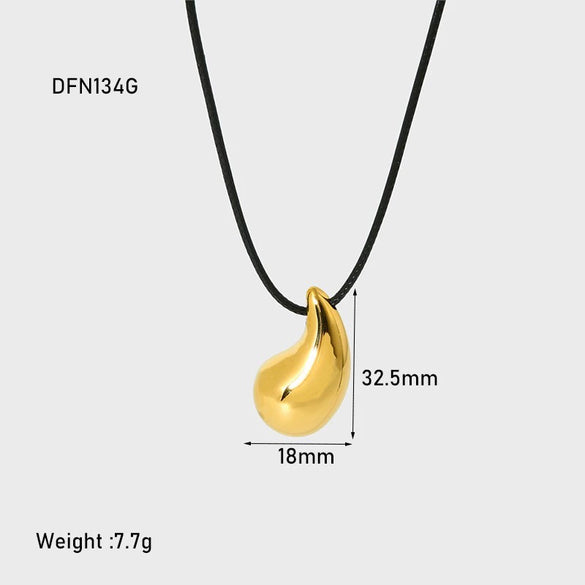 Wholesale Women's Stainless Steel Heartshaped Drop Pendant Necklace With Black Rope Chain 18K Gold Plated