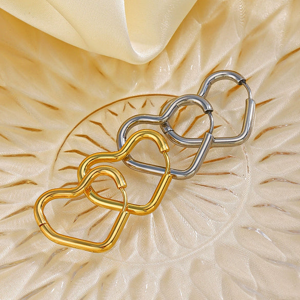 Wholesale Women's Stainless Steel Heartshaped 18K Goldplated Earrings