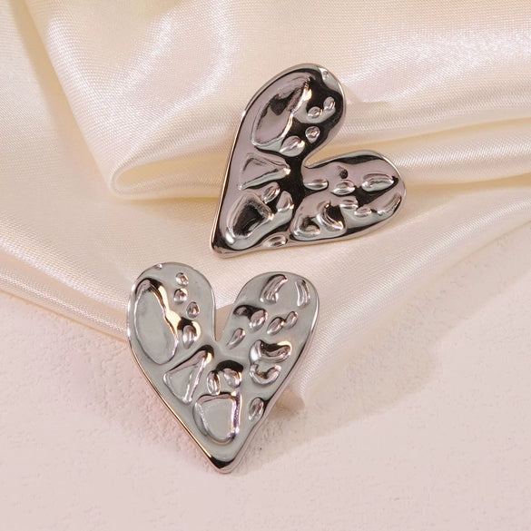 Wholesale Women's Stainless Steel Heartshaped Stamping Earrings
