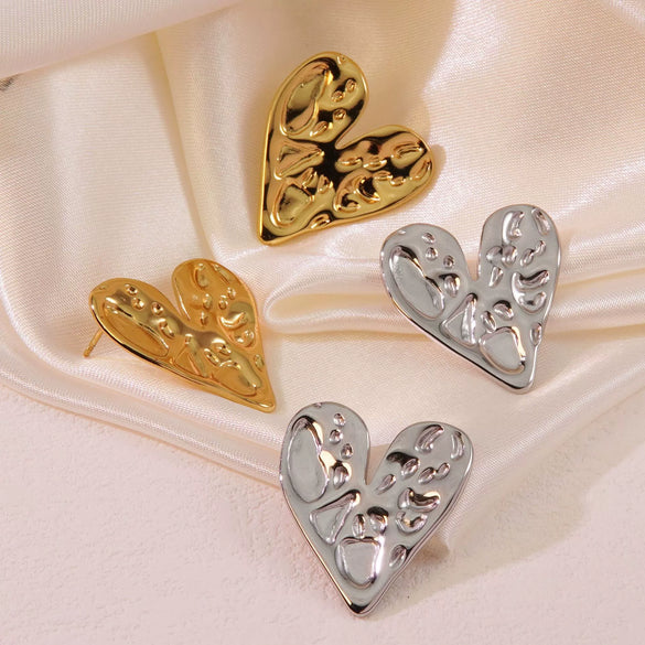 Wholesale Women's Stainless Steel Heartshaped Stamping Earrings
