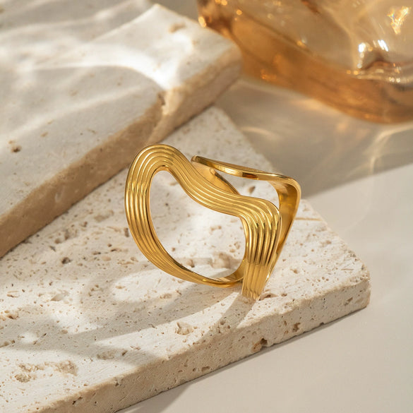 Wholesale Women's Stainless Steel Irregular Lines Exaggerated Simple Geometric Ring With Color Matching And Non Fading Electroplating In Ins Style