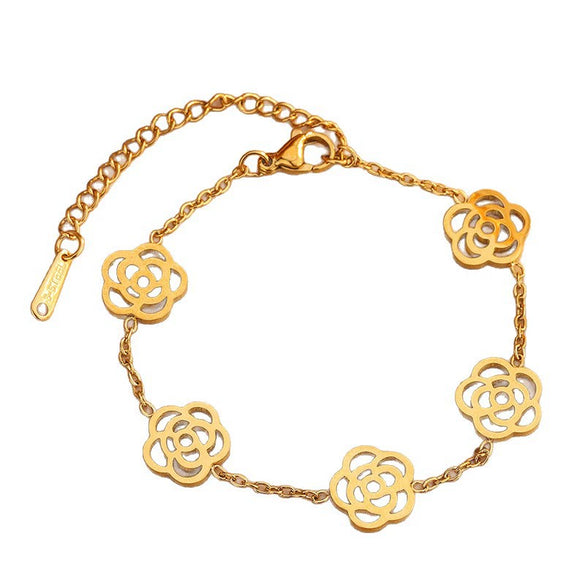 Wholesale Women's Stainless Steel Jewelry Set With Camellia And Plants And Flowers Pattern Electroplated Design