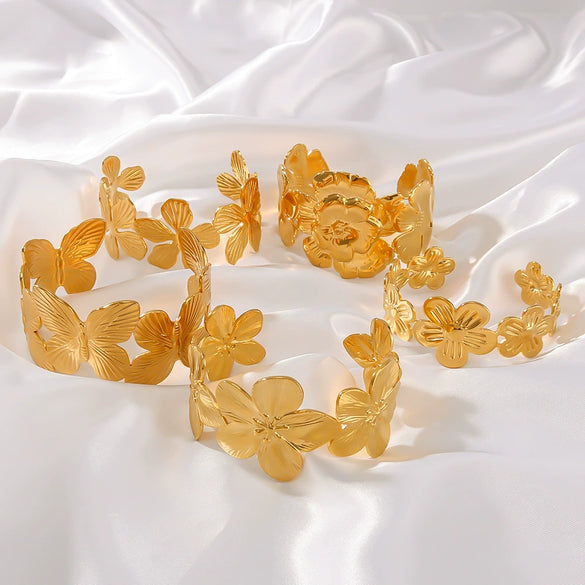 Wholesale Women's Stainless Steel 18K Color Bracelet With Leaf Butterfly Flower Stitching And Creative Opening Electroplated