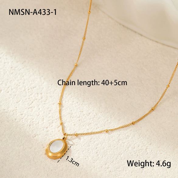 Wholesale Women's Stainless Steel 18K Electroplated Geometric Design Clavicle Necklace