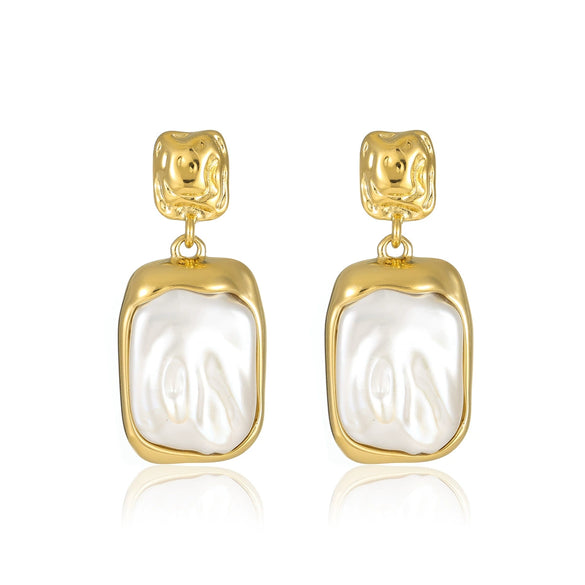 Wholesale Women's Stainless Steel 18K French Retro Baroque Pearl Geometric Pendant Earrings With Electroplating