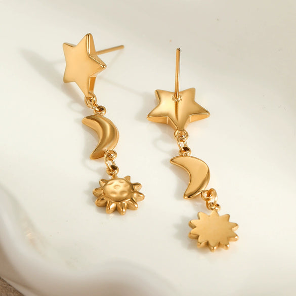 Wholesale Women's Stainless Steel 18K Gold Electroplated Star And Moon Pattern Earrings